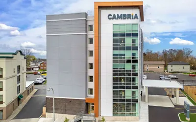 Cambria Hotel Niagara Falls