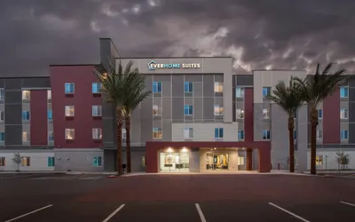 Everhome Suites Chandler Phoenix Fashion Center