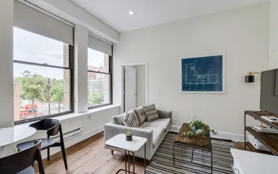 Sosuite 1BR Apt w W D Gym Lounge Park View