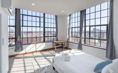 Sosuite Studio Penthouse w Gym On-site Bar