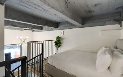 Sosuite 1BR Loft w Shared W/d, Gym, Lounge
