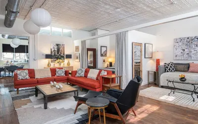 High-design Loft on Historic Alley Park Free