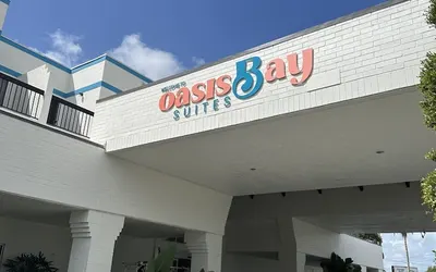 OASIS BAY SUITES, Tampa, Busch Gardens, USF