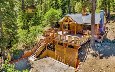 Club View Pines #2105