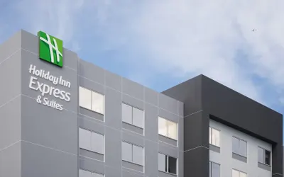 Holiday Inn Express & Suites Fort Walton Beach Eglin Area by IHG