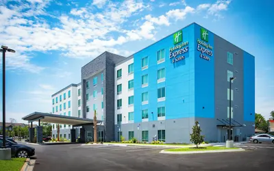 Holiday Inn Express & Suites Pensacola Airport North – I-10