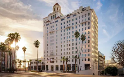 Fairmont Breakers Long Beach