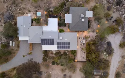 Moonbeam Mountain - Stylish Home W/private Boulders + Hot Tub! 4 Bedroom Home by RedAwning