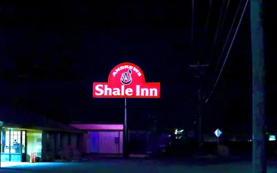 Shale Inn Andrews