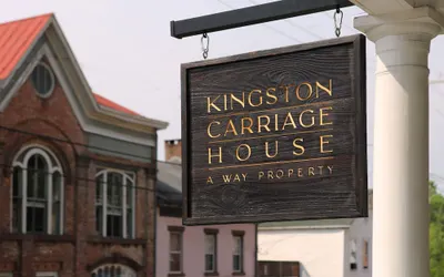 Kingston Carriage House