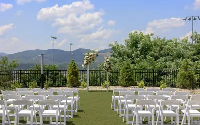 Embassy Suites By Hilton Pigeon Forge Resort
