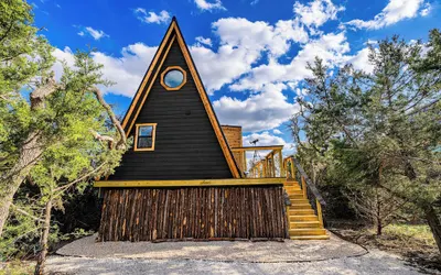 ARES Treehouse Fredericksburg