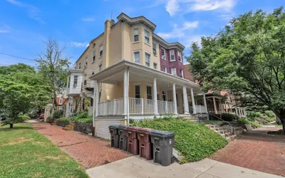 Trolley Teacup Charming Cozy Studio 1 Bedroom Apts by RedAwning