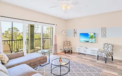 Family Condo With Pool Hot Tub - Near Disney