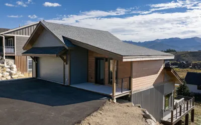 Scenic Perch 2 Bedroom Home