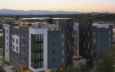 Courtyard by Marriott Denver Downtown West