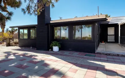 Know Joshua Tree 2 Bedroom Home