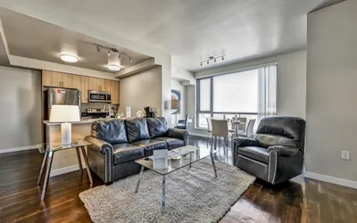 Global Luxury Suites at Woodbury