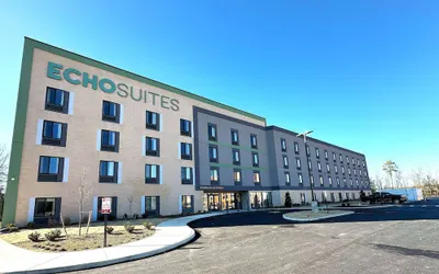 Echo Suites Richmond West