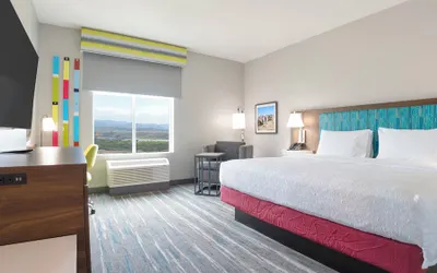 Hampton Inn By Hilton Santa Clarita-Valencia