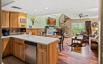 Sleeps 8 Pool Playground Mountain Views Hot Tub