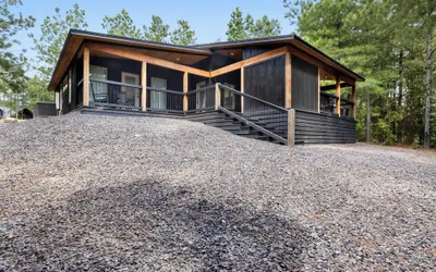 Whispering Retreat Sleeps 4