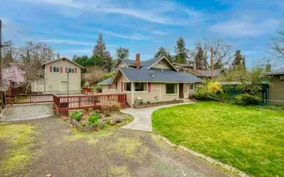 Medford Home and 2 Condos With Pool
