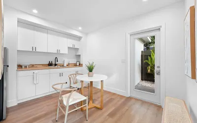 921 Apartment 4 in Fort Lauderdale