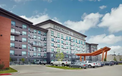 Sandman Signature Dallas Las Colinas Hotel & Suites
