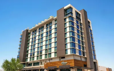 The Remi Scottsdale, Autograph Collection