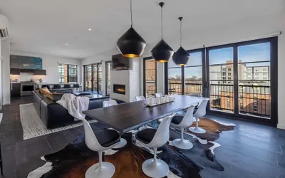 121 Hotel Floor 3 Buyout by Avantstay Entire Third Floor Buyout of 121 Hotel! Sleeps 18