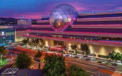 Vibrant Boho Family Home 3 Bed Pet Friendly UNR