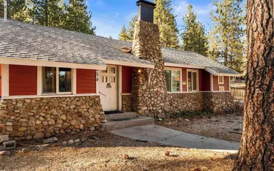 The Red Cabin - Cozy Cottage