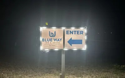 Blue Way Inn & Suites By Jasper Beeville
