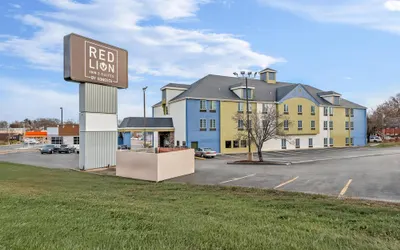 Red Lion Inn & Suites Blue Springs