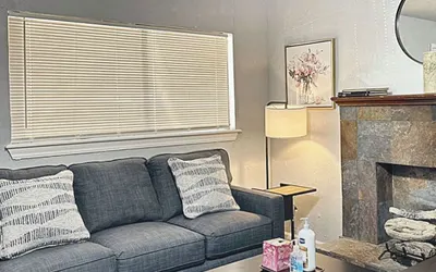 Modern 1B Studio Oasis Plaza District Access 32C