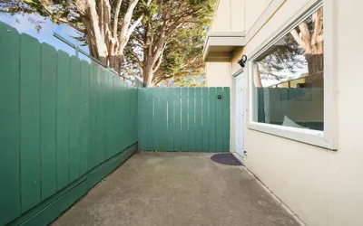 Cozy 2-Bedroom Retreat in Pacifica