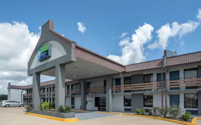 SureStay by Best Western Gonzales