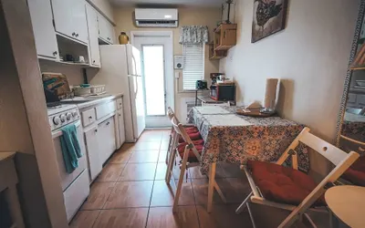 Relaxing 1BR Hollywood Stay Parking & Pets