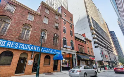 24 Stay Rittenhouse