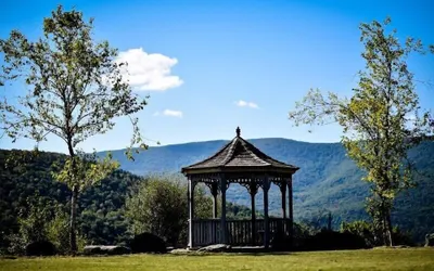 Hanah mountain resort and country club