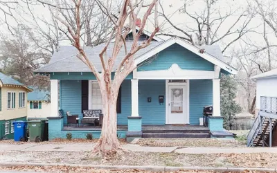 Charming Duplex in Historic District