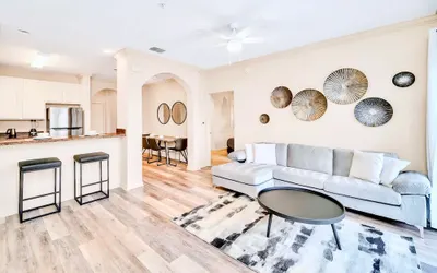 Family Fun Condo: Pool, Hot Tub, Saunanear Disney