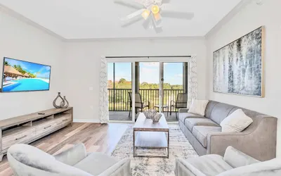 Modern 2BR Condo w Private Patio7 min to Disney