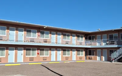 Leisure Lodge Motel