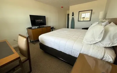 Landmark Inn and Suites