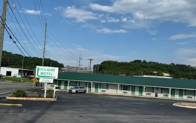Holiday Motel by Belvilla Cleveland, TN