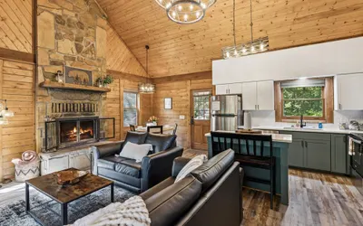 Golf Resort Cabin w Hot Tub Firepit Pool