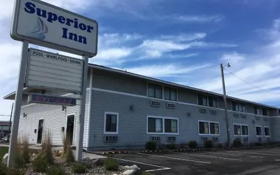 Superior Inn