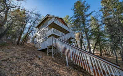 Lunar Lodge